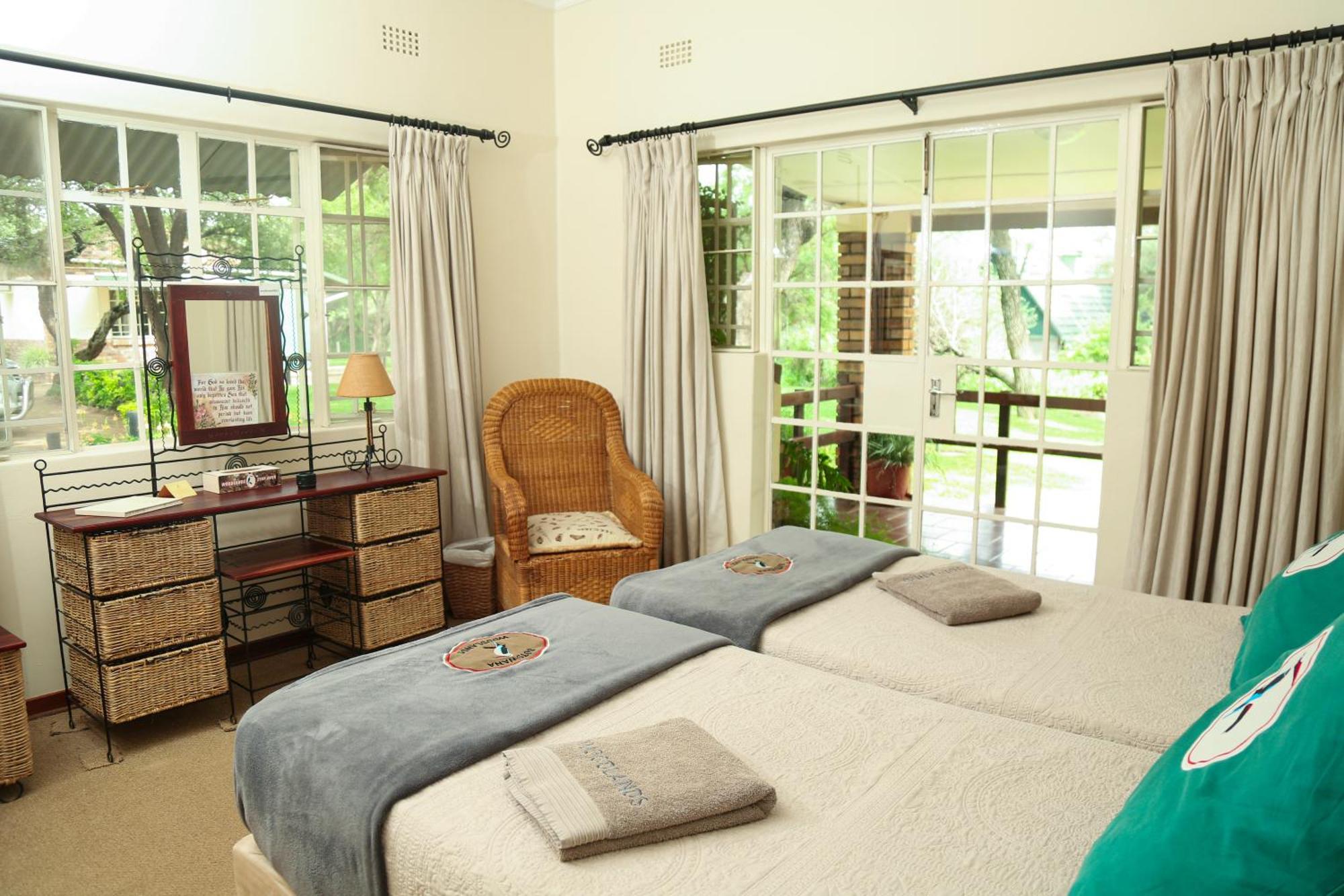 Woodlands Stop Over And Lodge Francistown Exterior photo