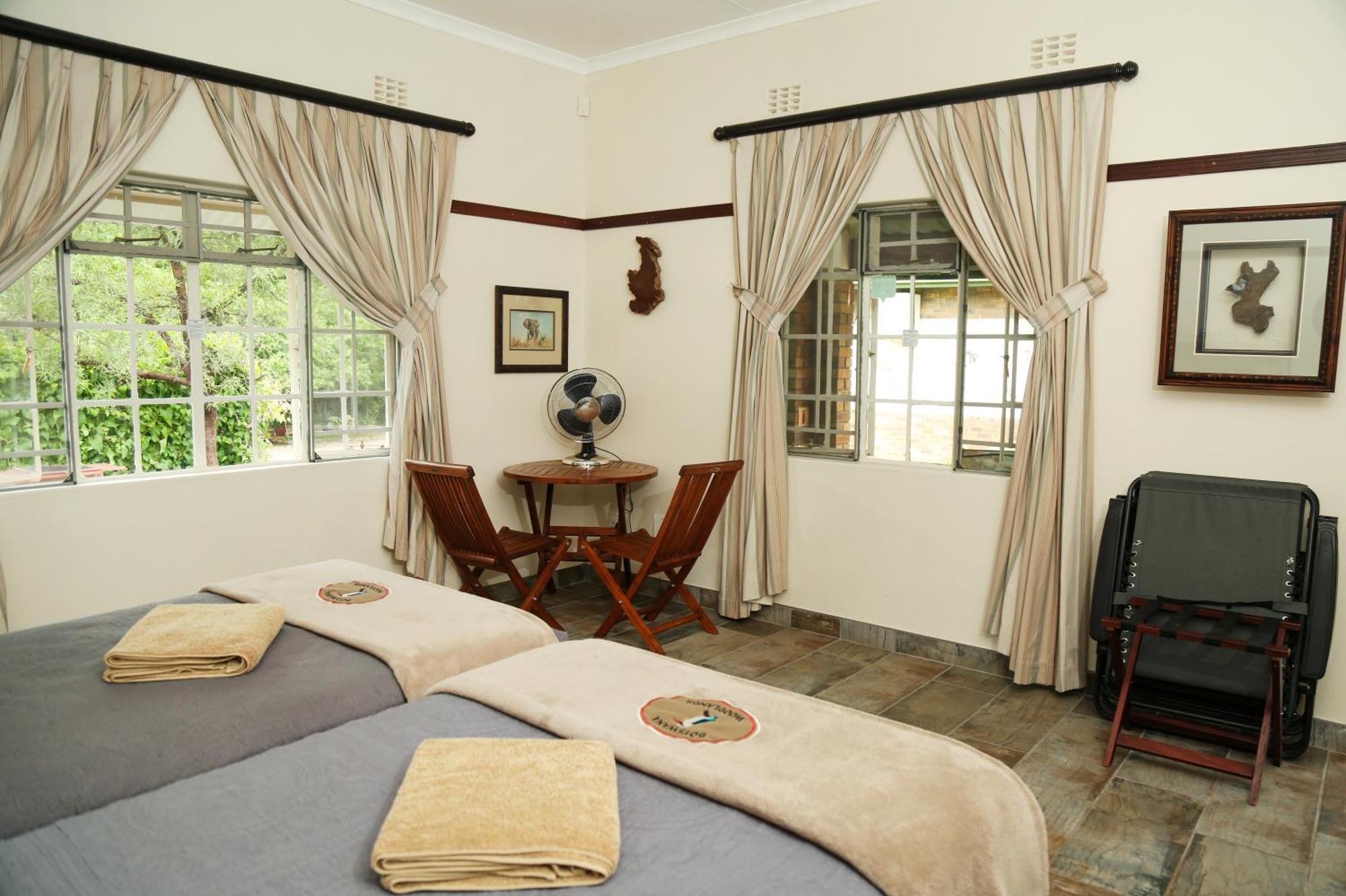Woodlands Stop Over And Lodge Francistown Exterior photo