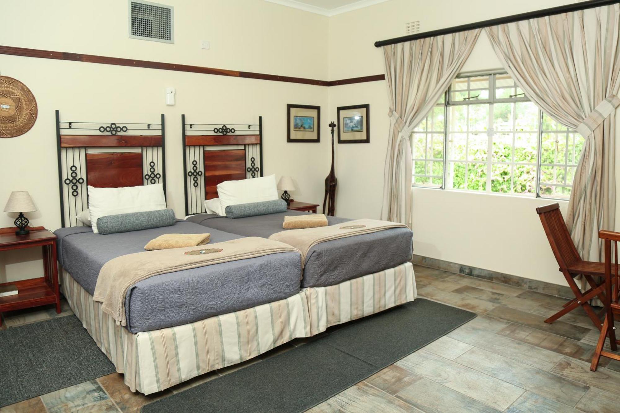 Woodlands Stop Over And Lodge Francistown Exterior photo