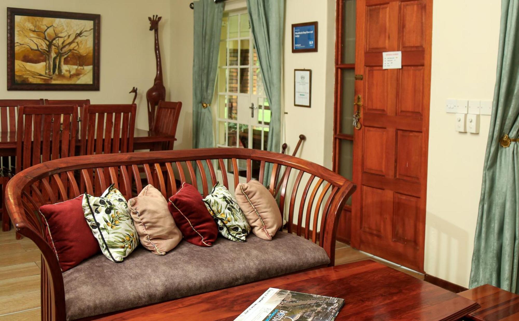 Woodlands Stop Over And Lodge Francistown Exterior photo