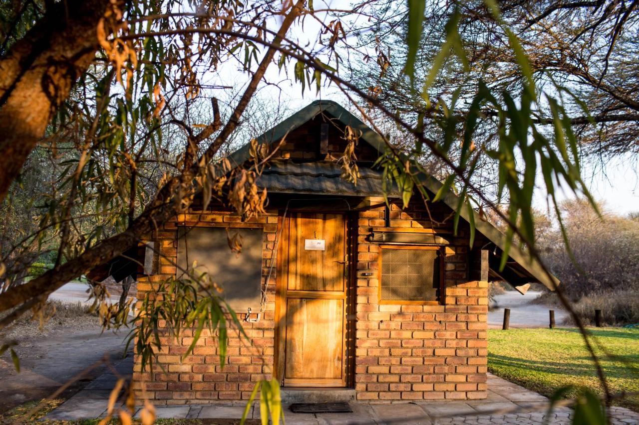 Woodlands Stop Over And Lodge Francistown Exterior photo